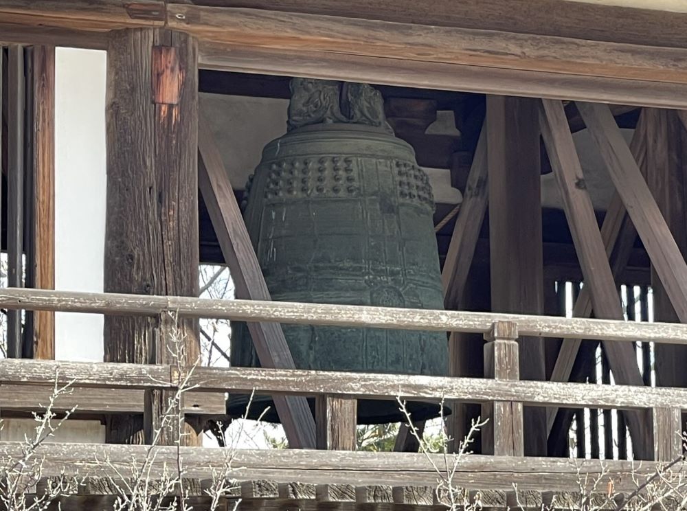 奈良・法隆寺：西院伽藍は僧侶の時計台（重文） | お寺の鐘しらべ-┃お寺の鐘を巡る旅。京都、奈良を中心に日本の楽しい梵鐘 (ぼんしょう)と観光情報・グルメ紹介。